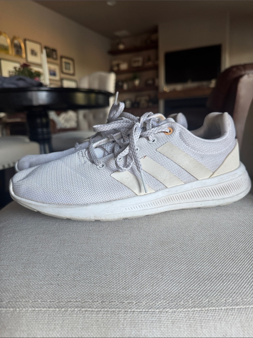 adidas Women's white Sneakers-size women’s 8